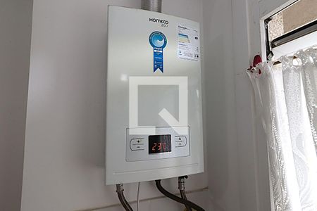 Cozinha e Área de Serviço de apartamento à venda com 2 quartos, 60m² em São Sebastião, Porto Alegre