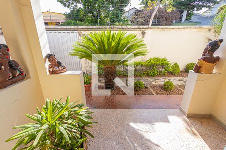 quintal / garagem de casa à venda com 4 quartos, 360m² em Santa Branca, Belo Horizonte