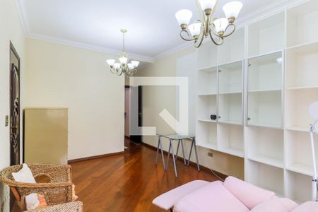 Sala de casa para alugar com 3 quartos, 150m² em Chácara Monte Alegre, São Paulo