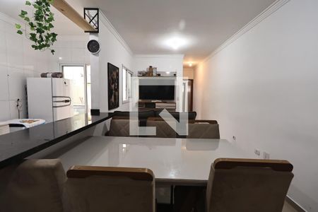 Sala de apartamento à venda com 2 quartos, 64m² em Pinheirinho, Santo André