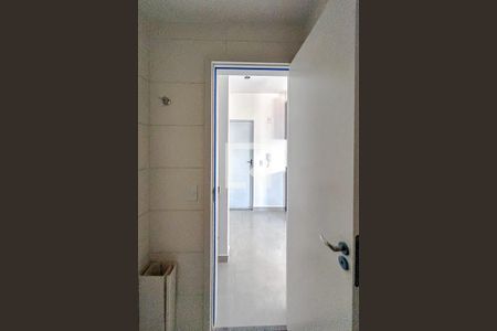 Banheiro de kitnet/studio para alugar com 1 quarto, 30m² em Vila Carrão, São Paulo