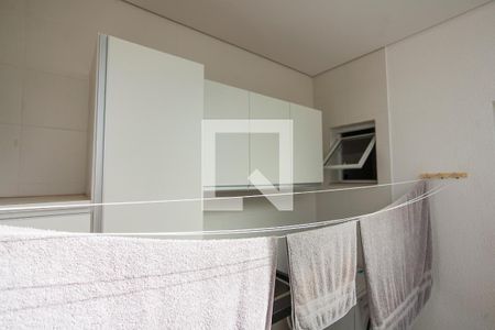Área de Serviço de casa de condomínio para alugar com 4 quartos, 310m² em Jardim Karaíba, Uberlândia