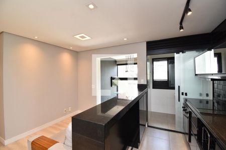 Sala e Cozinha de apartamento para alugar com 1 quarto, 45m² em Campina do Siqueira, Curitiba