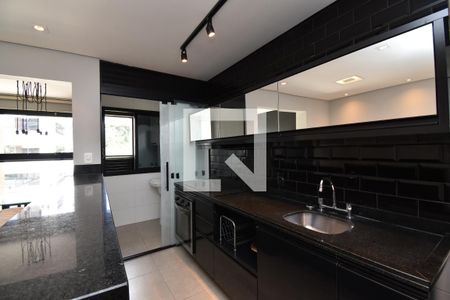 Cozinha de apartamento para alugar com 1 quarto, 45m² em Campina do Siqueira, Curitiba