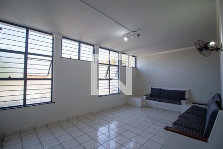 Sala de casa para alugar com 3 quartos, 330m² em Jardim Santa Rosália, Sorocaba