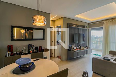 Sala de apartamento à venda com 2 quartos, 75m² em Caxingui, São Paulo