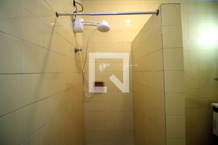 Banheiro Social de casa para alugar com 1 quarto, 40m² em Penha, Rio de Janeiro