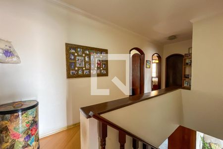 Corredor de casa à venda com 5 quartos, 185m² em Vila Cruz das Almas, São Paulo