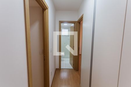 Corredor de apartamento para alugar com 3 quartos, 82m² em Ipiranga, Belo Horizonte
