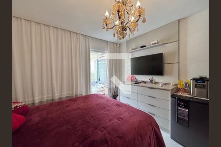 Suíte1 de casa de condomínio à venda com 5 quartos, 371m² em Recreio dos Bandeirantes, Rio de Janeiro