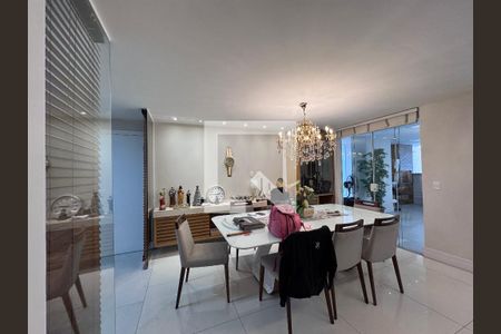 Sala de casa de condomínio à venda com 5 quartos, 371m² em Recreio dos Bandeirantes, Rio de Janeiro