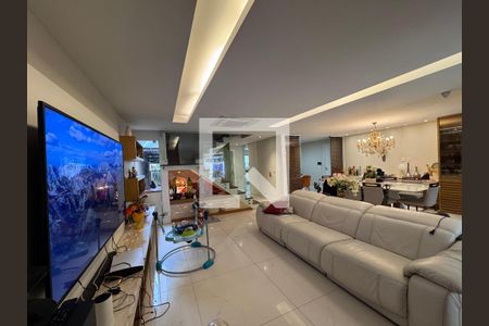 Sala de casa de condomínio à venda com 5 quartos, 371m² em Recreio dos Bandeirantes, Rio de Janeiro