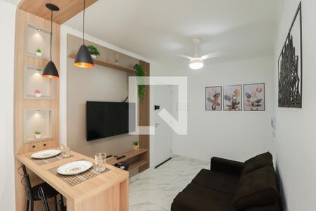 Sala/Cozinha/Área de Serviço de apartamento para alugar com 1 quarto, 30m² em Parque Peruche, São Paulo