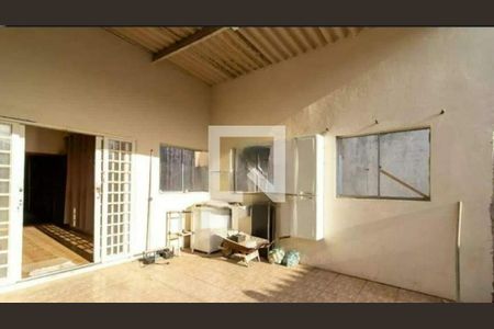Casa à venda com 3 quartos, 800m² em Parque São Quirino, Campinas