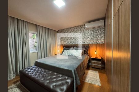 Casa à venda com 5 quartos, 380m² em Residencial Tres (Alphaville), Santana de Parnaíba