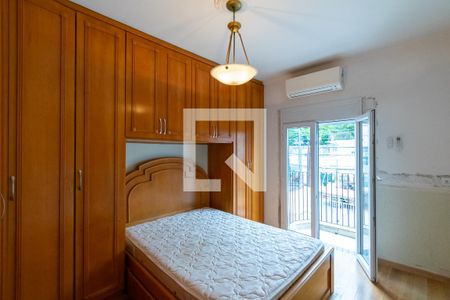 Suíte  de casa para alugar com 3 quartos, 175m² em Vila Mira, São Paulo