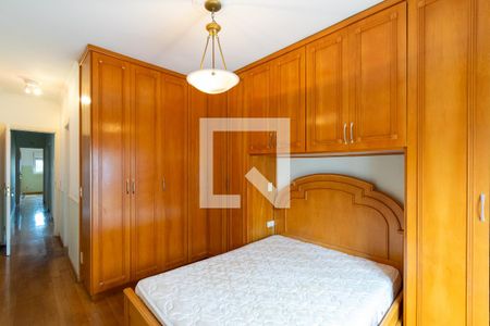 Suíte  de casa para alugar com 3 quartos, 175m² em Vila Mira, São Paulo