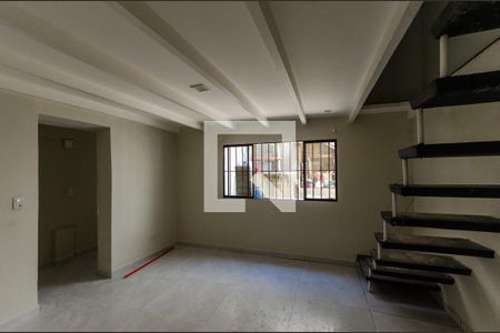Sala 2 de casa para alugar com 3 quartos, 140m² em Freguesia do Ó, São Paulo
