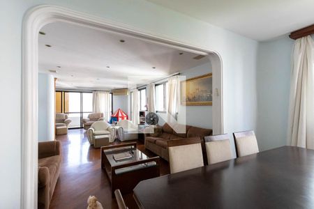 Sala de apartamento para alugar com 4 quartos, 246m² em Higienópolis, São Paulo