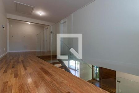 Casa à venda com 4 quartos, 371m² em Alto de Pinheiros, São Paulo