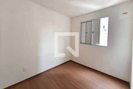 Quarto 2 de apartamento à venda com 2 quartos, 45m² em Vila Satúrnia, Campinas
