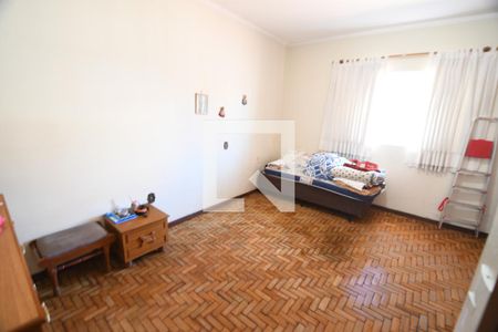 Quarto 1 de casa à venda com 2 quartos, 144m² em Vila Santa Isabel, Campinas