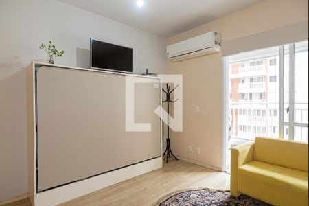 Sala/Quarto de kitnet/studio para alugar com 1 quarto, 42m² em Centro Histórico de São Paulo, São Paulo