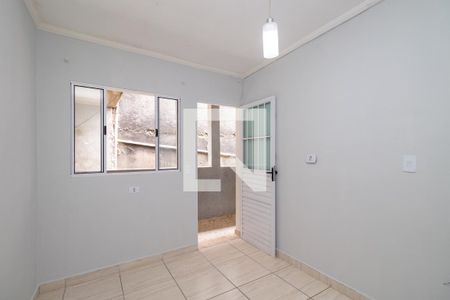 Sala de casa para alugar com 2 quartos, 55m² em Parque dos Bancarios, São Paulo