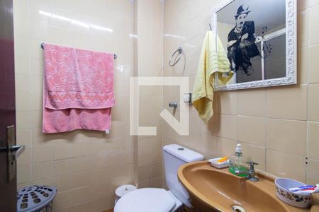 Banheiro de apartamento para alugar com 1 quarto, 40m² em Jardim Botânico, Porto Alegre