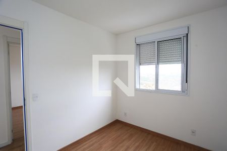 quarto 1 de apartamento para alugar com 2 quartos, 42m² em Jardim Monte Alegre, Taboão da Serra