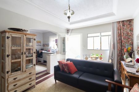Sala 1 de casa à venda com 12 quartos, 390m² em Itaquera, São Paulo