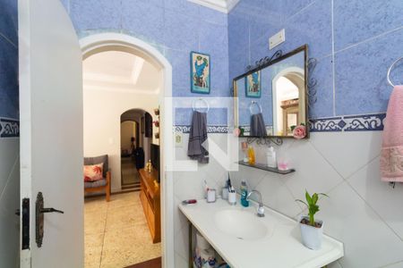 Banheiro 1 de casa à venda com 12 quartos, 390m² em Itaquera, São Paulo