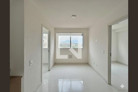 Sala de apartamento para alugar com 2 quartos, 33m² em Veleiros, São Paulo