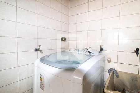 Área de Serviço de casa para alugar com 4 quartos, 287m² em Pinheirinho, Curitiba