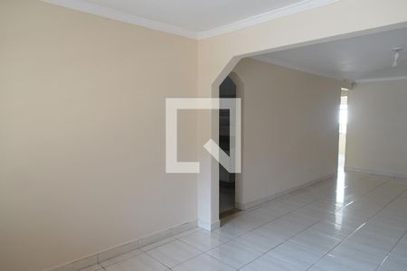Sala de casa para alugar com 3 quartos, 70m² em Jardim Monte Serrat, Aparecida de Goiânia