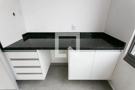 Varanda Sala/Cozinha de apartamento para alugar com 2 quartos, 63m² em Vila Azevedo, São Paulo