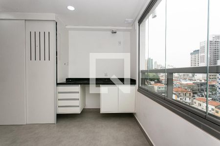 Varanda Sala/Cozinha de apartamento para alugar com 2 quartos, 63m² em Vila Azevedo, São Paulo