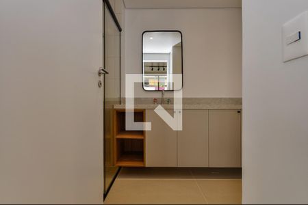 Banheiro Social de apartamento para alugar com 2 quartos, 82m² em Vila Ipojuca, São Paulo