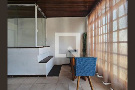 Apartamento para alugar com 1 quarto, 61m² em Acupe, Salvador