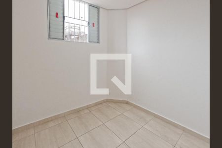 Quarto de apartamento para alugar com 2 quartos, 40m² em Vila Bancaria Munhoz, São Paulo