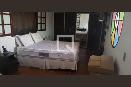 Casa à venda com 4 quartos, 200m² em Matapaca, Niterói