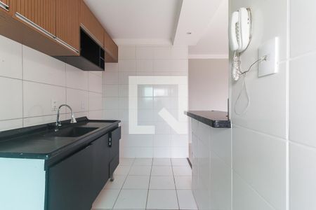 Sala/Cozinha de apartamento para alugar com 2 quartos, 48m² em Vila Mogilar, Mogi das Cruzes