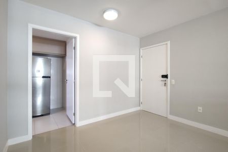 Sala de apartamento para alugar com 3 quartos, 110m² em Barra da Tijuca, Rio de Janeiro