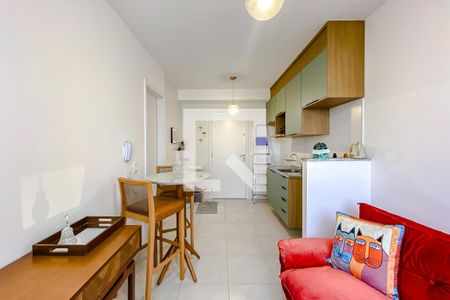 Sala de kitnet/studio para alugar com 1 quarto, 27m² em Cambuci, São Paulo