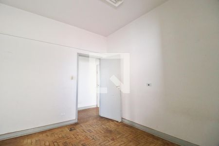 Quarto 1 de apartamento para alugar com 3 quartos, 140m² em Centro, Uberlândia