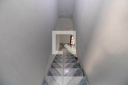 Escada  de casa à venda com 4 quartos, 111m² em Cubango, Niterói