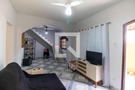 Sala de casa à venda com 4 quartos, 111m² em Cubango, Niterói