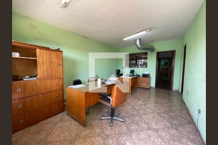 Casa para alugar com 3 quartos, 150m² em Jardim Ester Yolanda, São Paulo