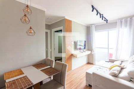 Sala  de apartamento à venda com 2 quartos, 47m² em Piratininga, Osasco