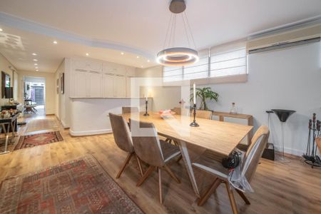 Casa à venda com 4 quartos, 430m² em Granja Julieta, São Paulo